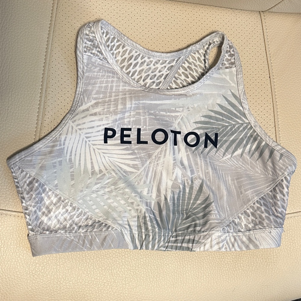 Peloton WITH Tropical Set READ DESCRIPTION FOR SIZES